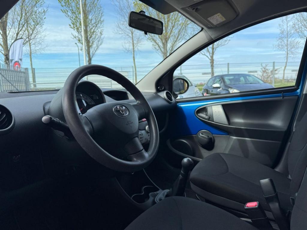 Toyota Aygo 1.0 vvt-i now