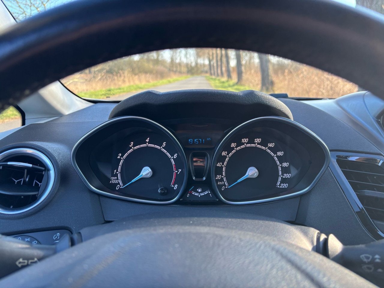 Ford Fiësta 1.0 5D 2013 Nieuwe apk!