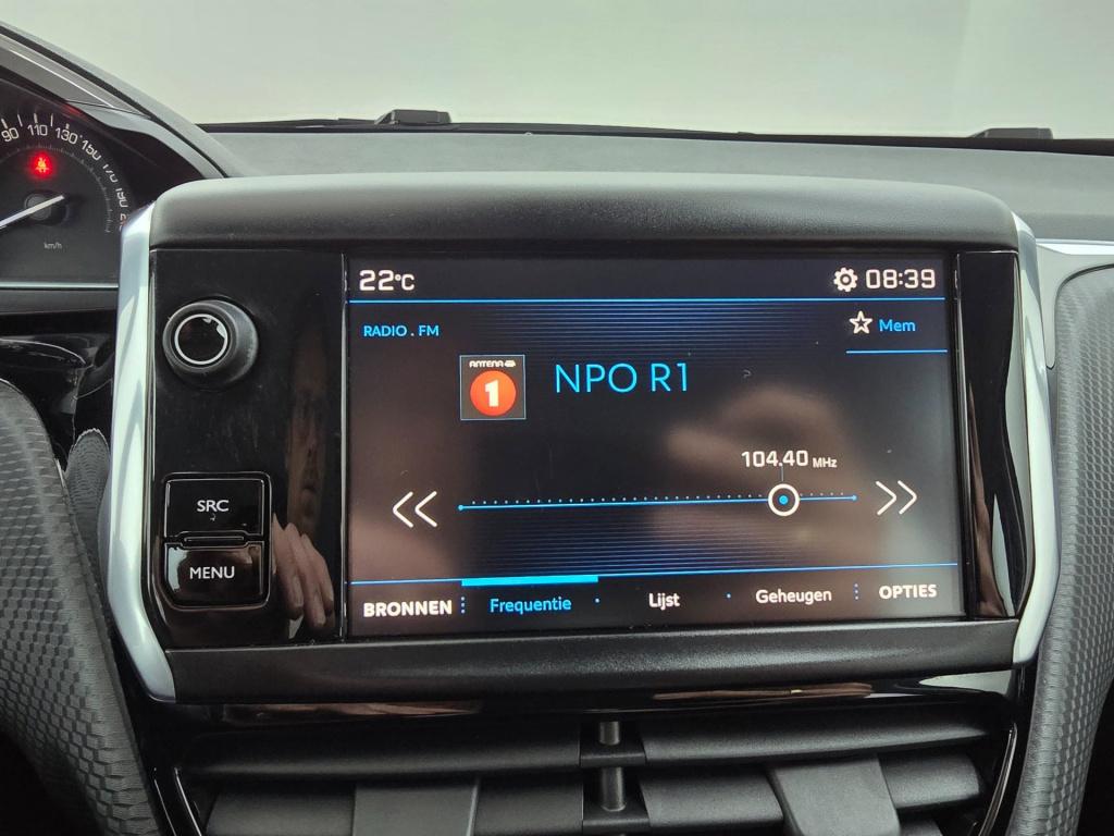 Peugeot 208 1.2 puretech gt-line | camera | pdc voor en achter | cruiscontr