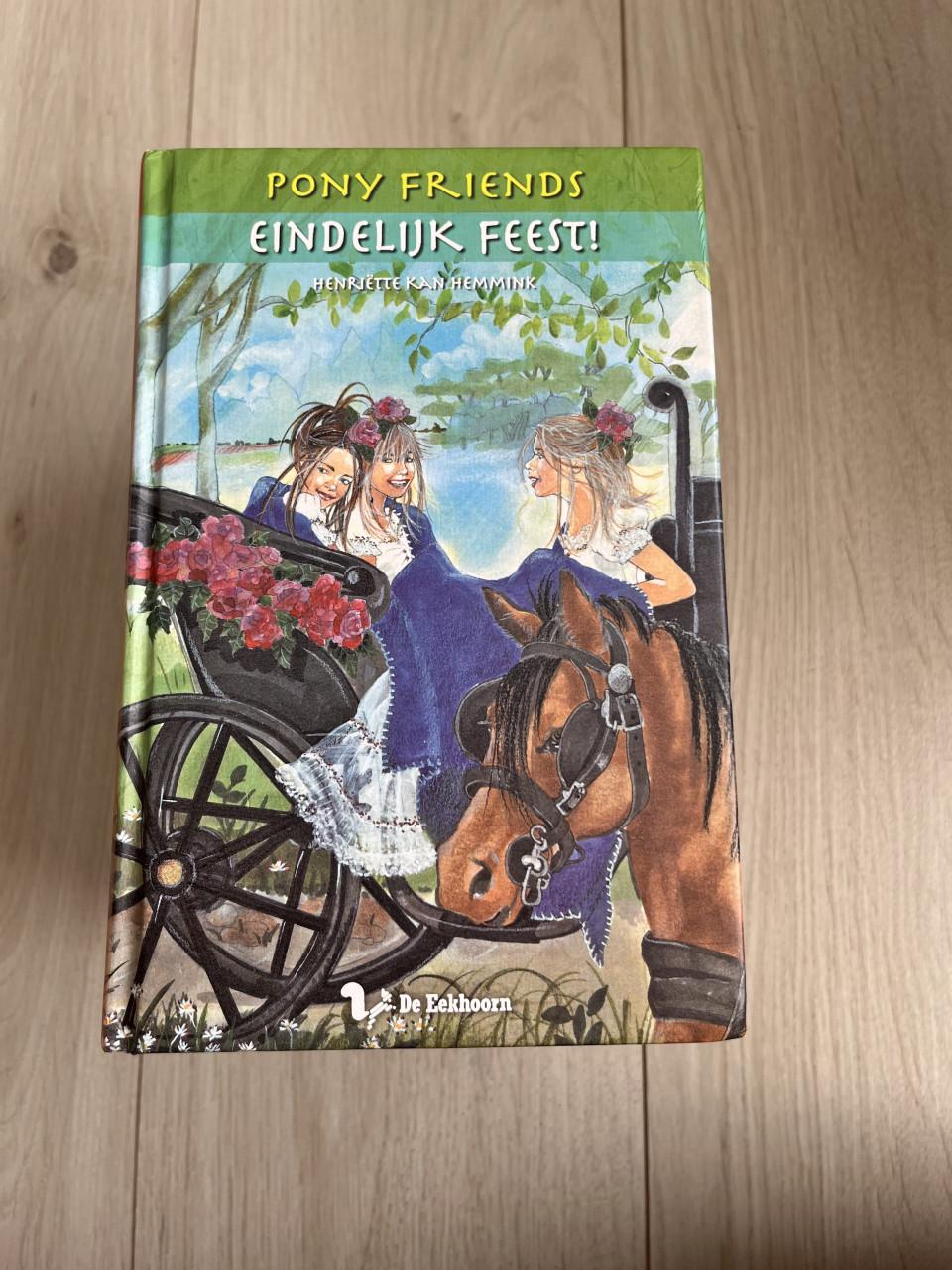14 Pony Friends boeken – Henriëtte Kan Hemmink – vanaf €4 per stuk