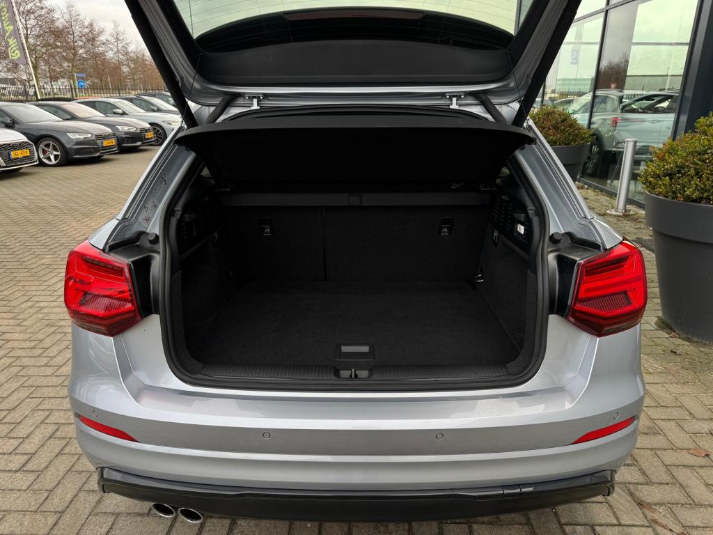 Audi Q2 35 tfsi s-line * virtual cockpit * keyless * matrix led