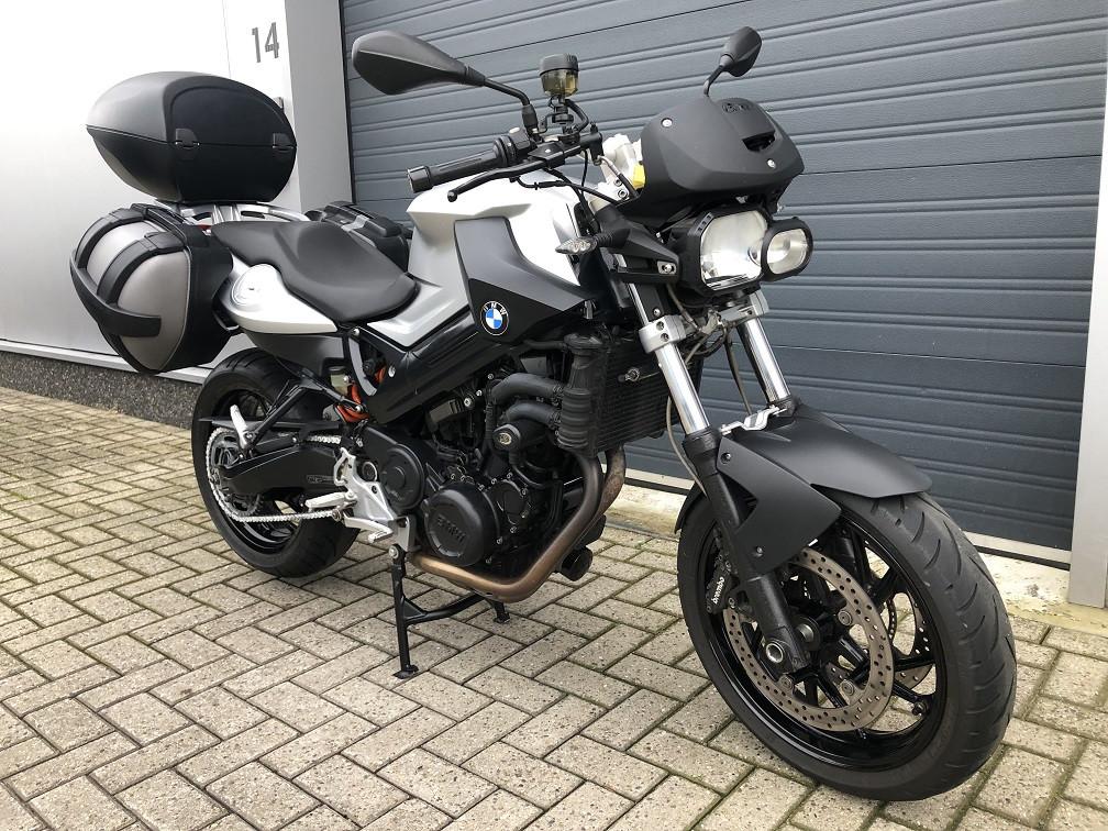 Mooie en complete BMW F800R uit 2010, 45 dkm, kofferset etc, rijklaar €4250