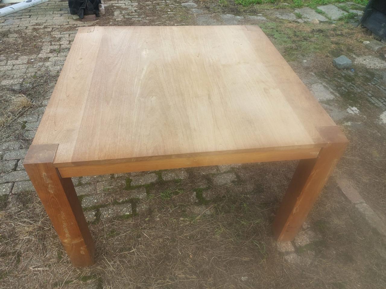 Tafel teakhout