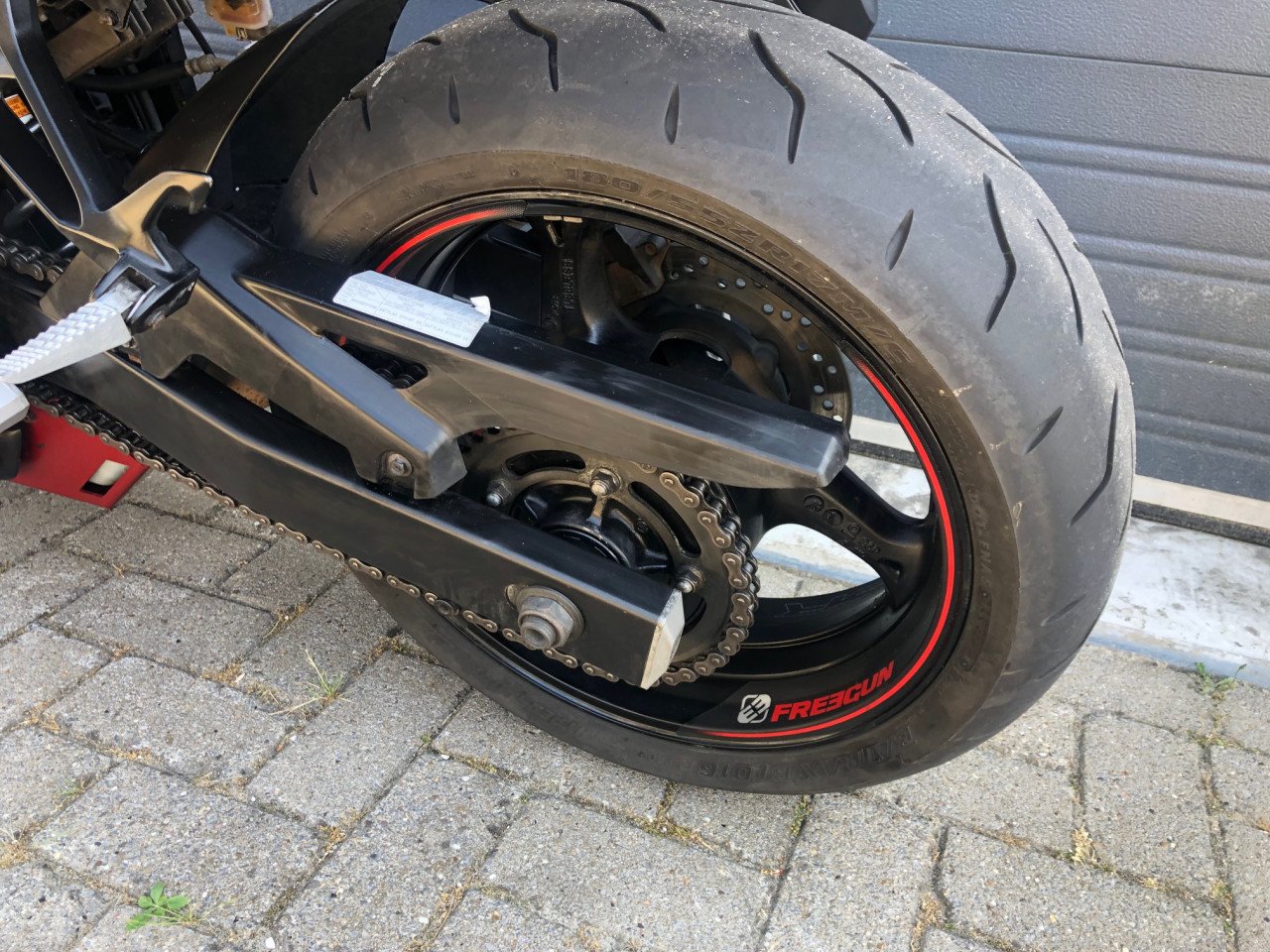 Suzuki GSR750 ABS "Freegun" uit 2017 met 60dkm, nette staat, rijklaar €4500