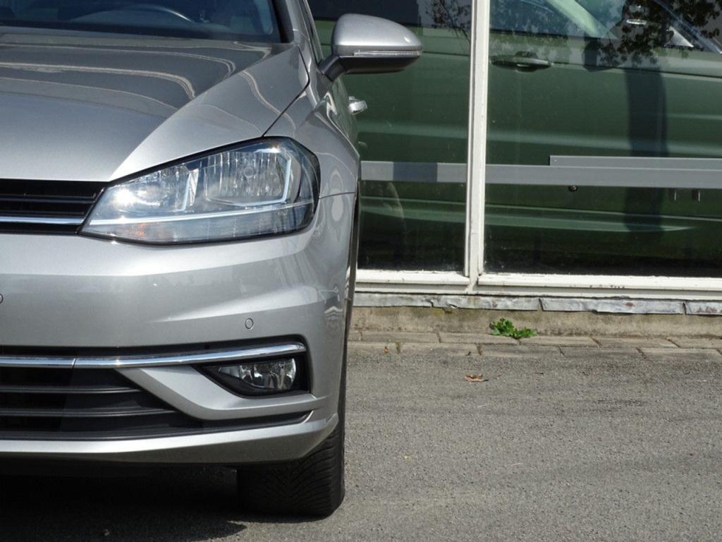 Volkswagen Golf 1.0 tsi comfortline automaat | navi | bluetooth