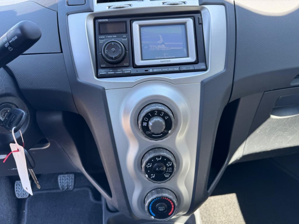 Toyota Yaris 1.3 vvti executive