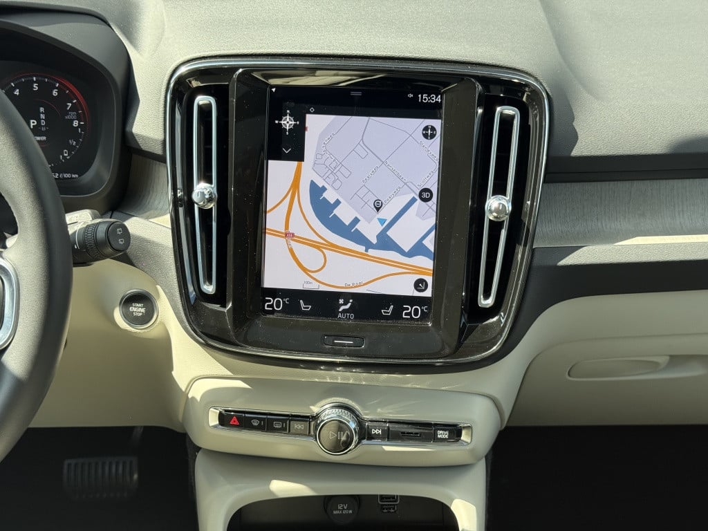 Volvo XC40 t5 262pk recharge inscription| panodak| adap.cruise| 360camera|