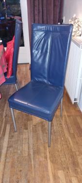 Lederen eettafelstoelen 4 stuks gratis