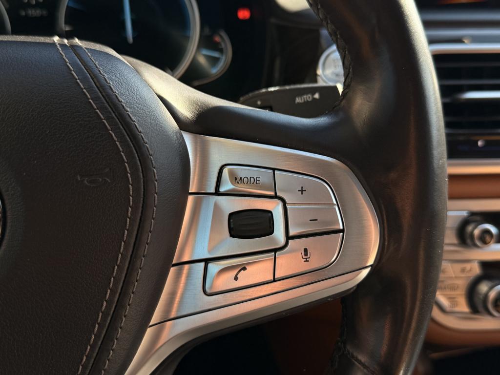 BMW 7 Serie 740i high executive | harman kardon | schuif/kanteldak | soft c