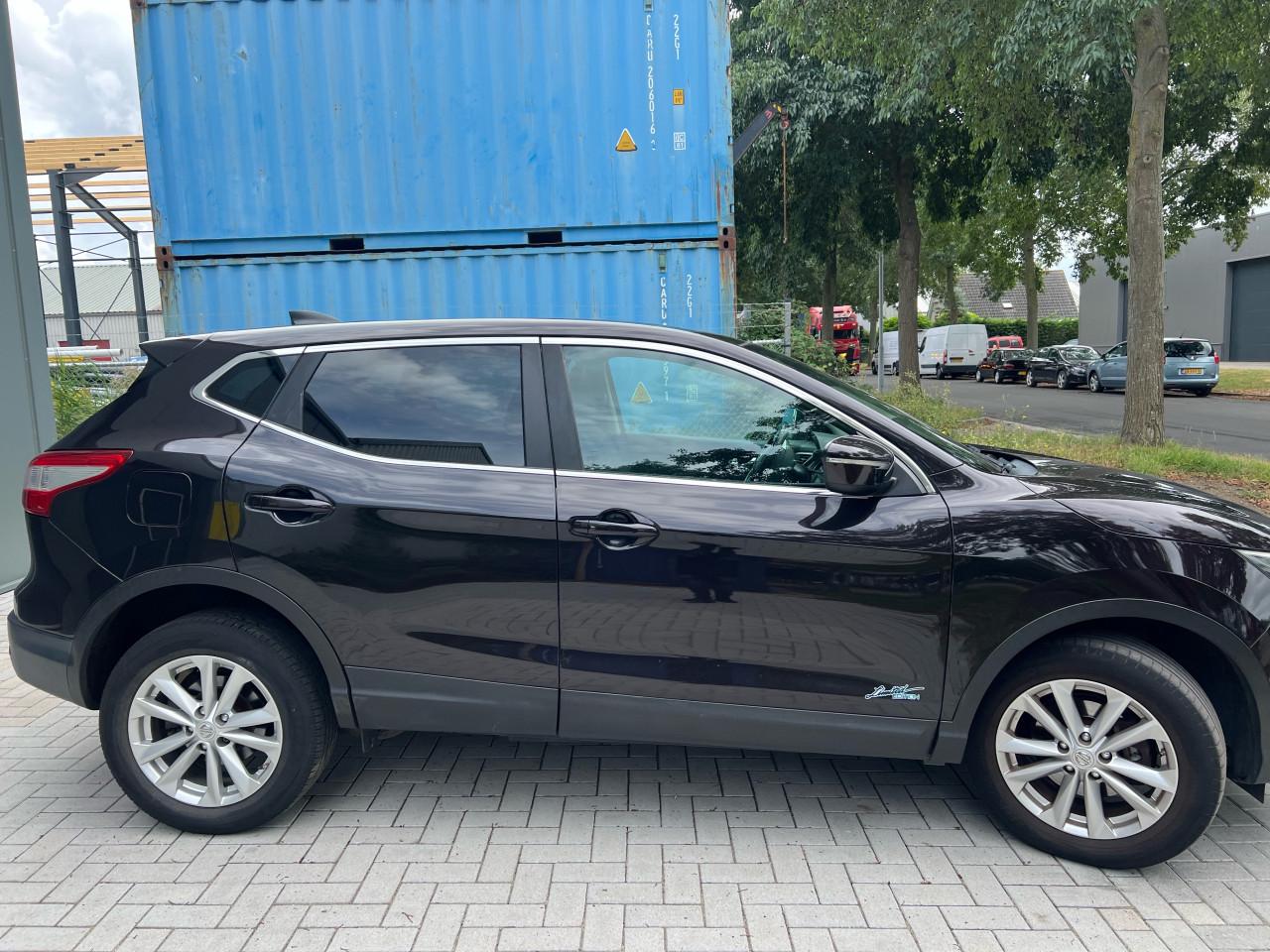 Nissan Qashqai 1.2Connect Edition Camera/pano