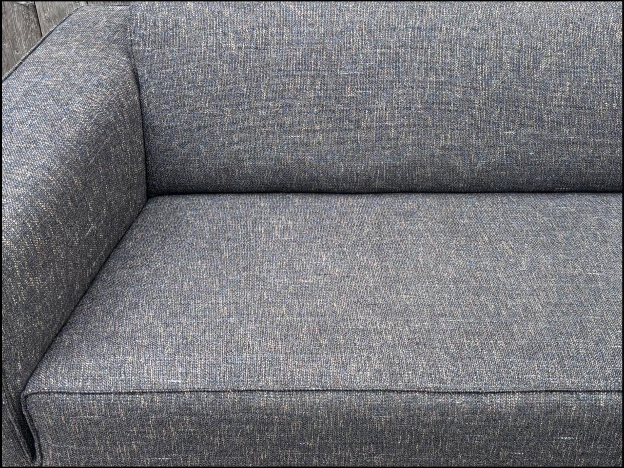 Bank van het merk Design-on-stock