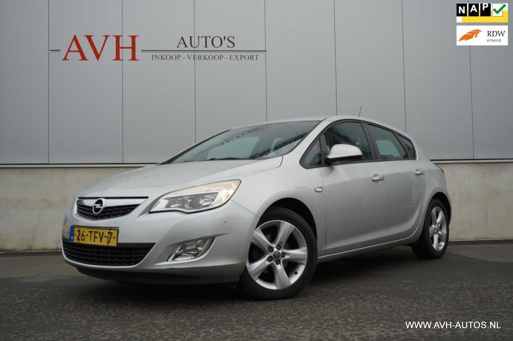 Opel Astra 1.4 turbo edition