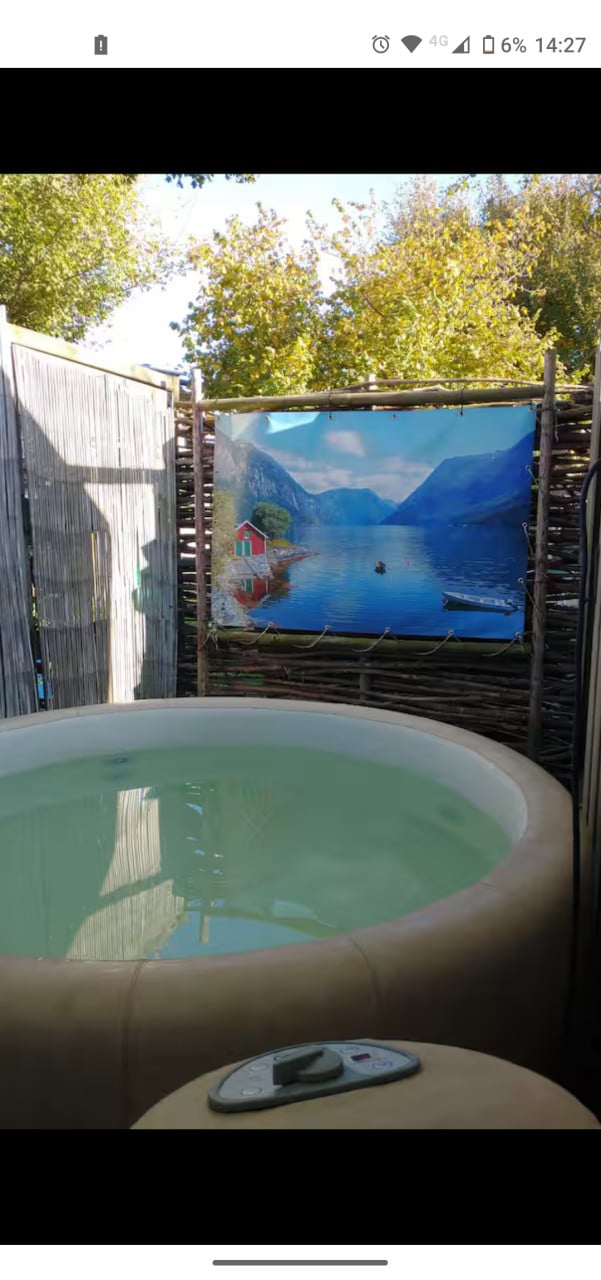 Softub jacuzzi