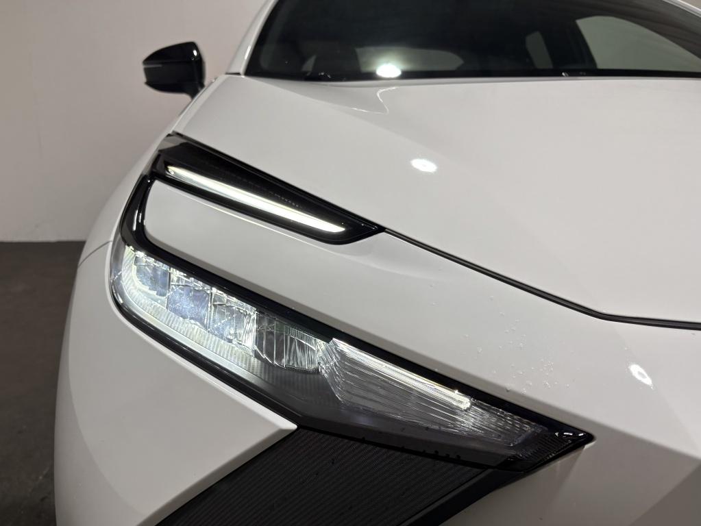 Toyota C-hr 2.0 plug-in hybrid 220 dynamic| stoel.verw| camera| adap.cruise