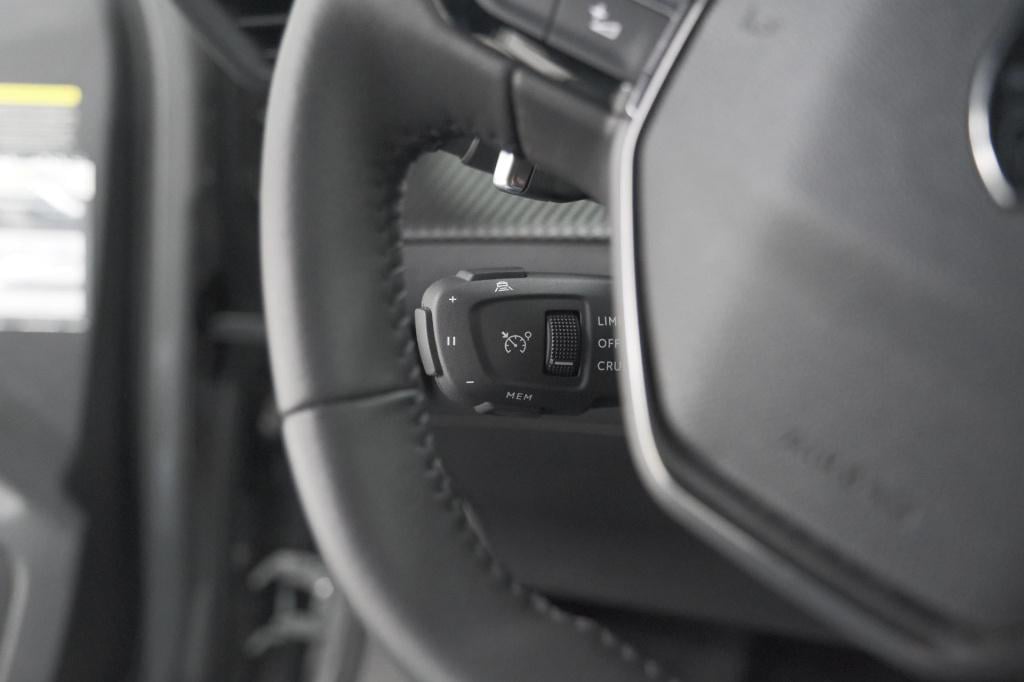 Peugeot 2008 puretech 130 eat8 allure | 360 camera | adaptieve cruise contr