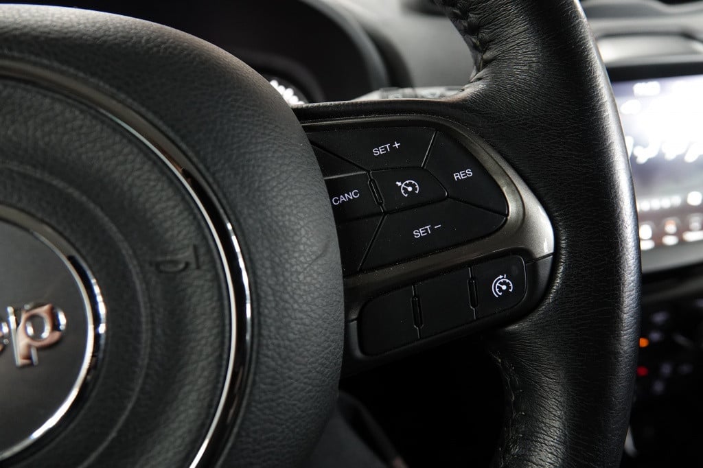 Jeep Renegade 1.0t | cruise | camera | led |