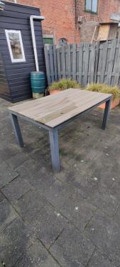 Tuintafel GRATIS