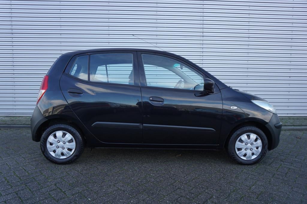 Hyundai I 10 1.1 pure apk t/m 30-11-2026