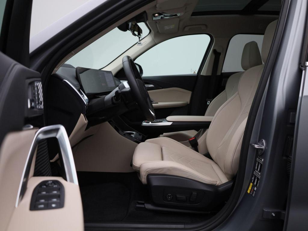 BMW X1 xdrive25e | automaat | leder | panorama dak | stoel verwarming | vir