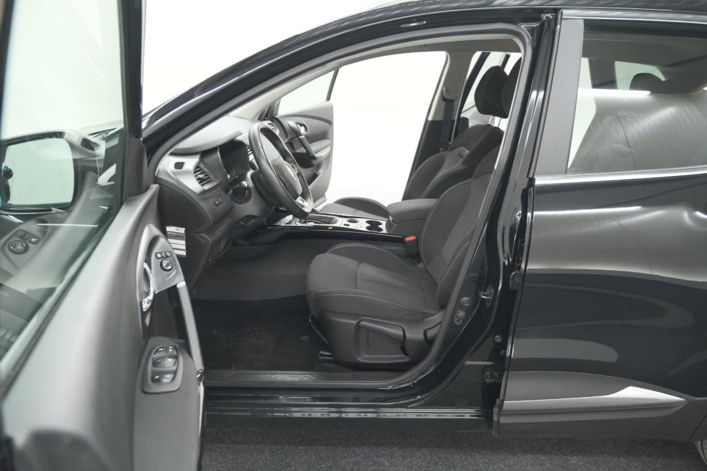 Renault Kadjar tce 130 edc intens | trekhaak | navigatie | parkeersensoren 