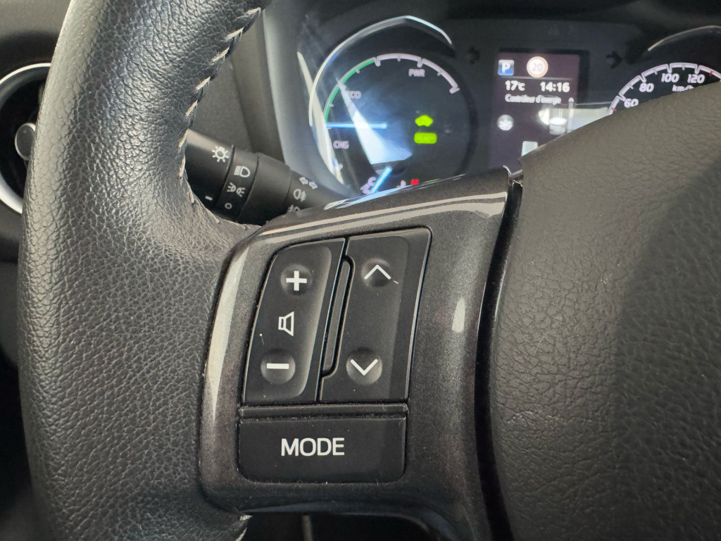 Toyota Yaris 1.5 hybrid y20 exclusive edition