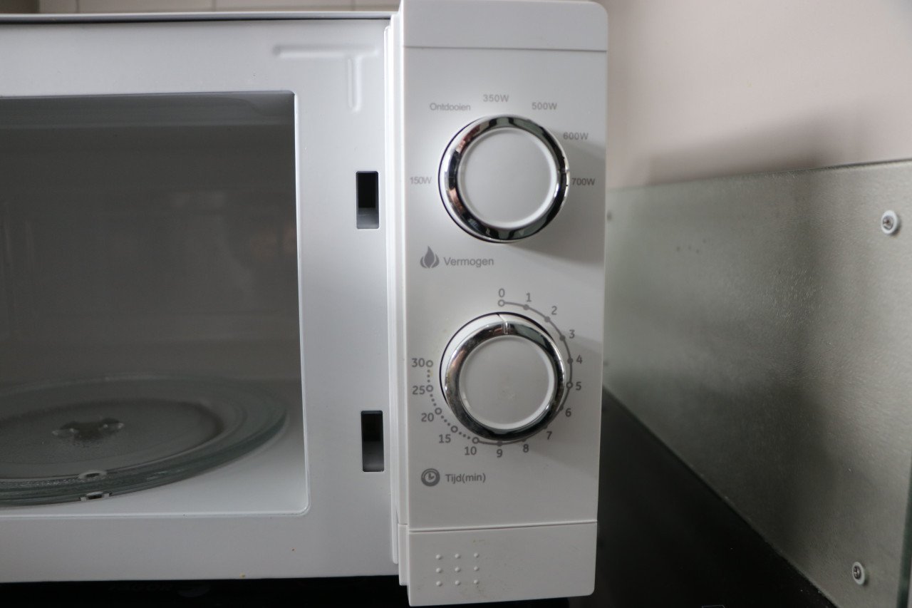 Magnetron  (Blokker BL-95001- solo magnetron - 20 liter)