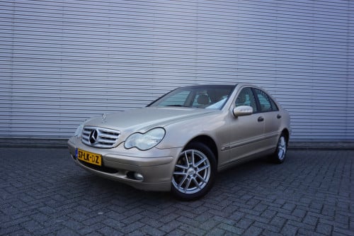 Mercedes-Benz C-Klasse 180 k. elegance airco / cruise / elektr. ramen / tre