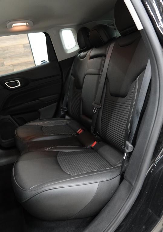 Jeep Compass 1.3 gse hybride | cruise | trekhaak | carplay | pdc |