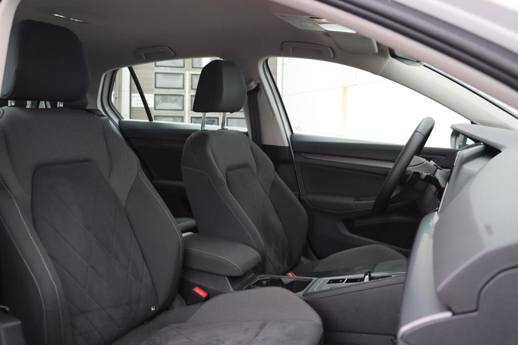 Volkswagen Golf 1.4 ehybrid style 204pk dsg6 | memory/massagestoelen | stuu