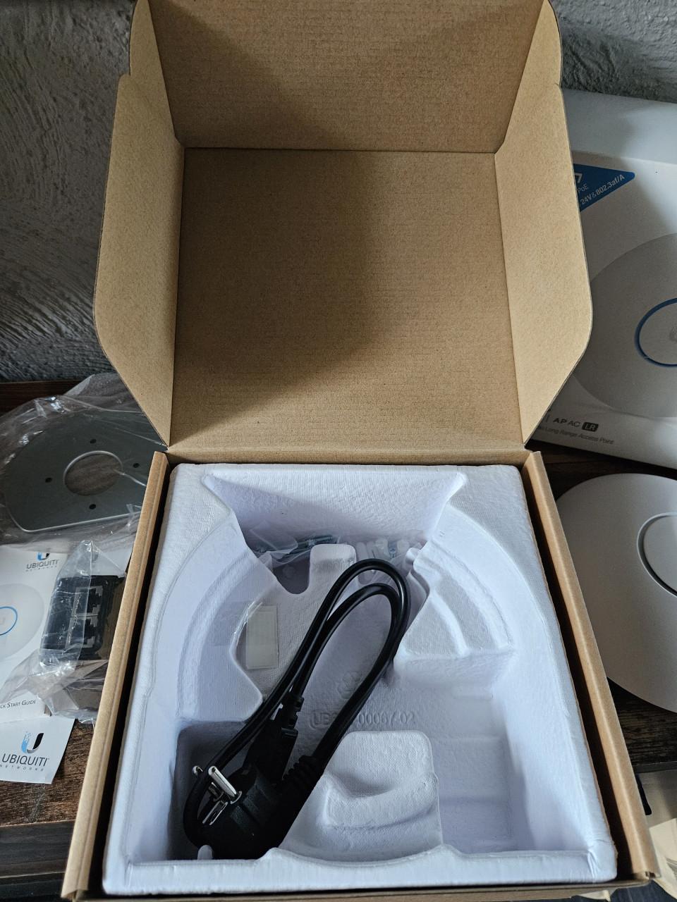 Ubiquiti UniFi AP AC LR Access Point - Nieuw in doos