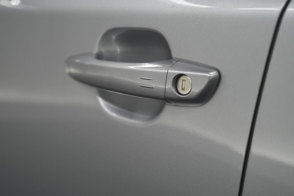 Peugeot 2008 1.2 hybrid 145 gt | camera | apple carplay | parkeersensoren