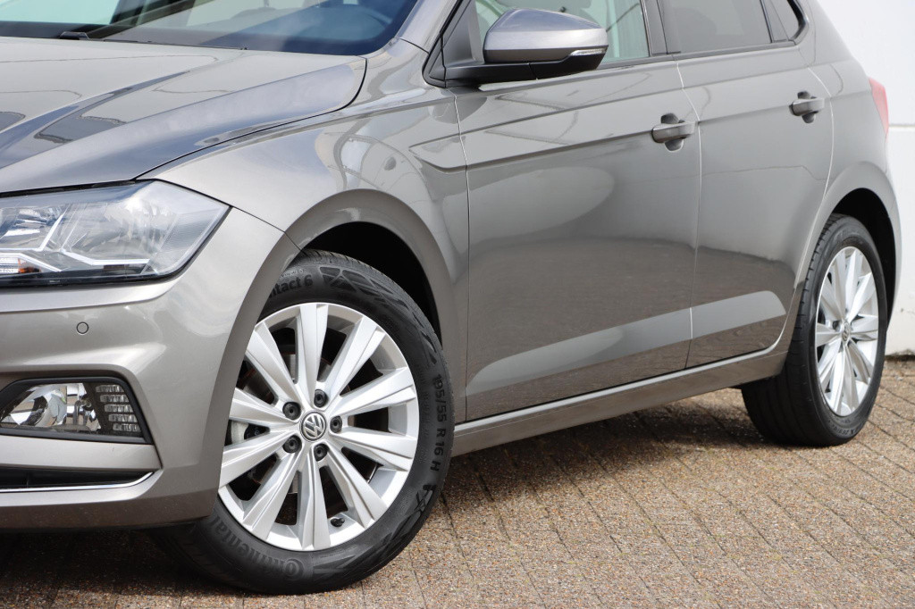 Volkswagen Polo 1.0 tsi highline