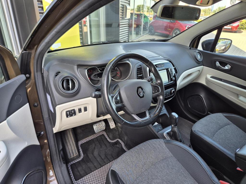 Renault Captur 1.3 tce 150 edc automaat intens panoramadak, navigatie, p-hu