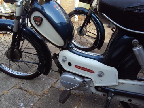 Te koop bromfiets MAGNEET