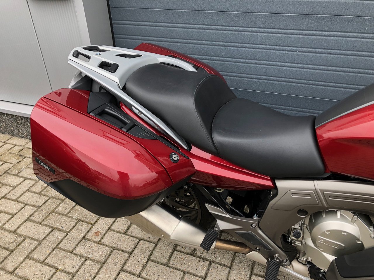 BMW K1600GT uit 2011 met 49dkm, cruisecontrol, audio, centrale vergr. €8950