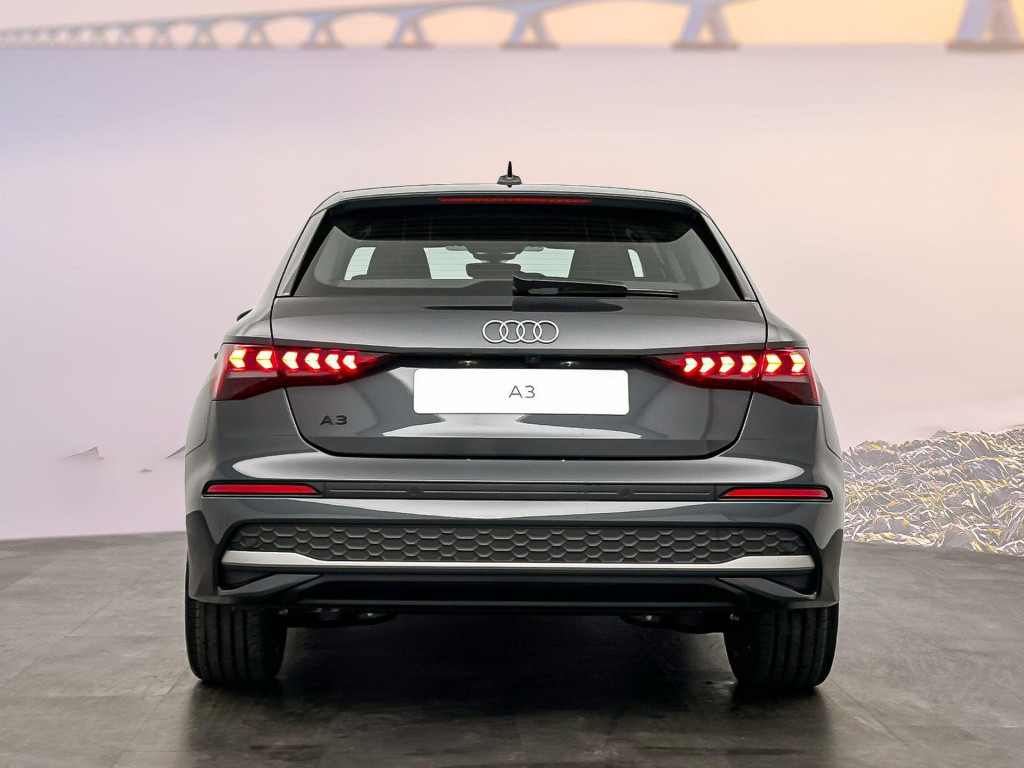 Audi A3 sportback advanced edition 40 tfsi e 150 kw / 204 pk sportba