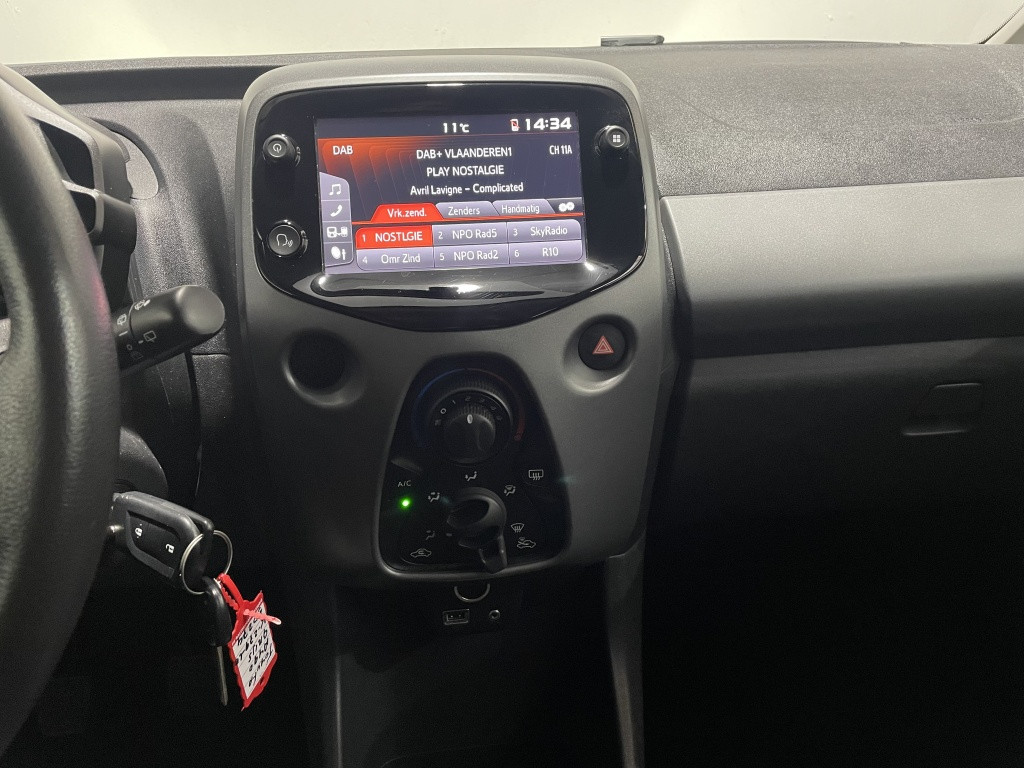 Toyota Aygo 1.0 vvt-i x-play