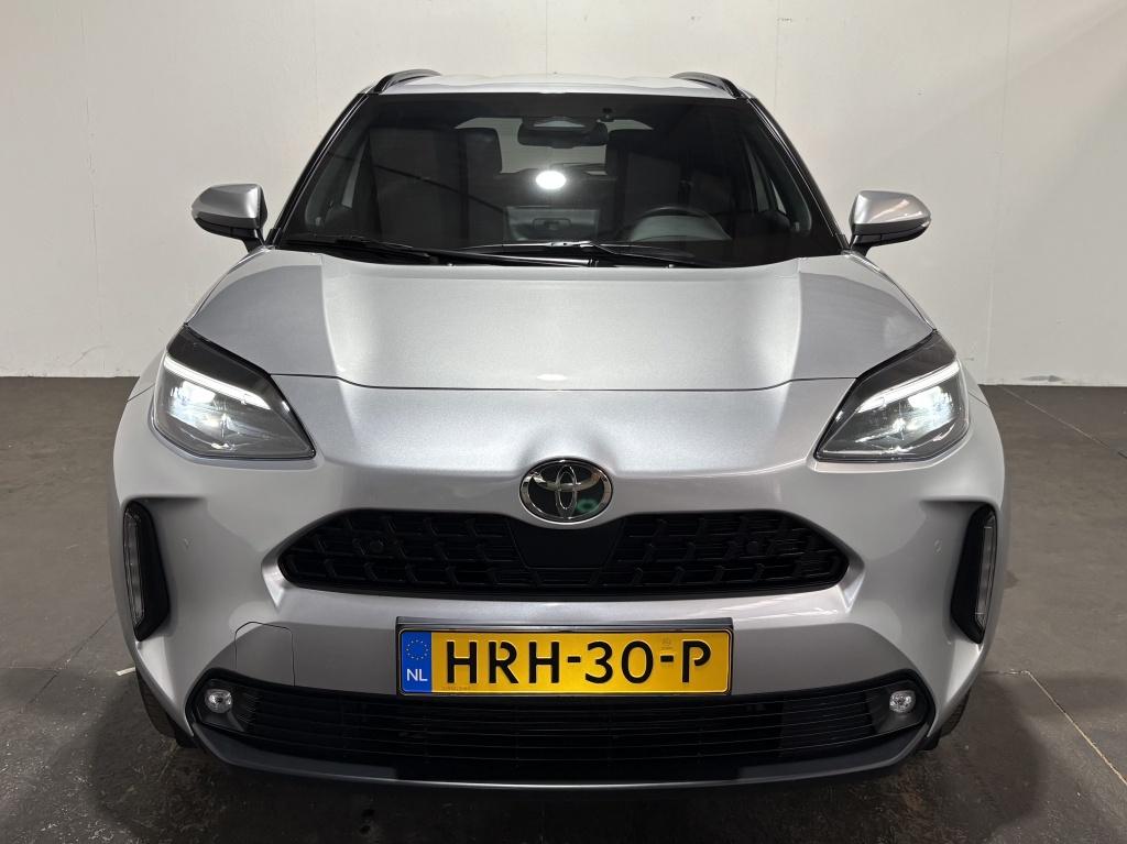 Toyota Yaris Cross 1.5 hybrid 115 first edition | bsm | pdc |