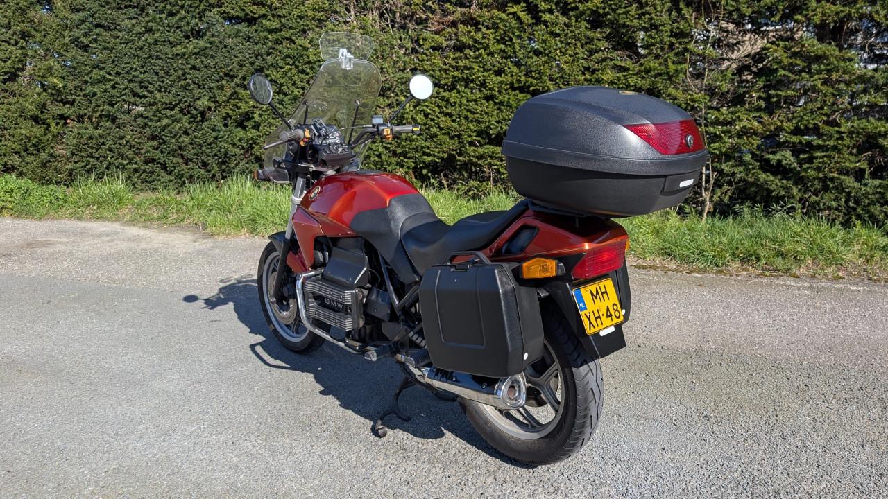 BMW K75
