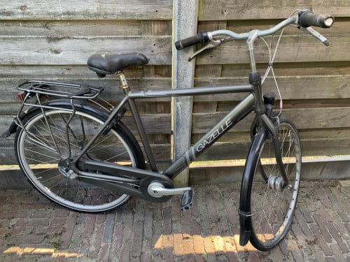 Opknapper: Gazelle herenfiets 55