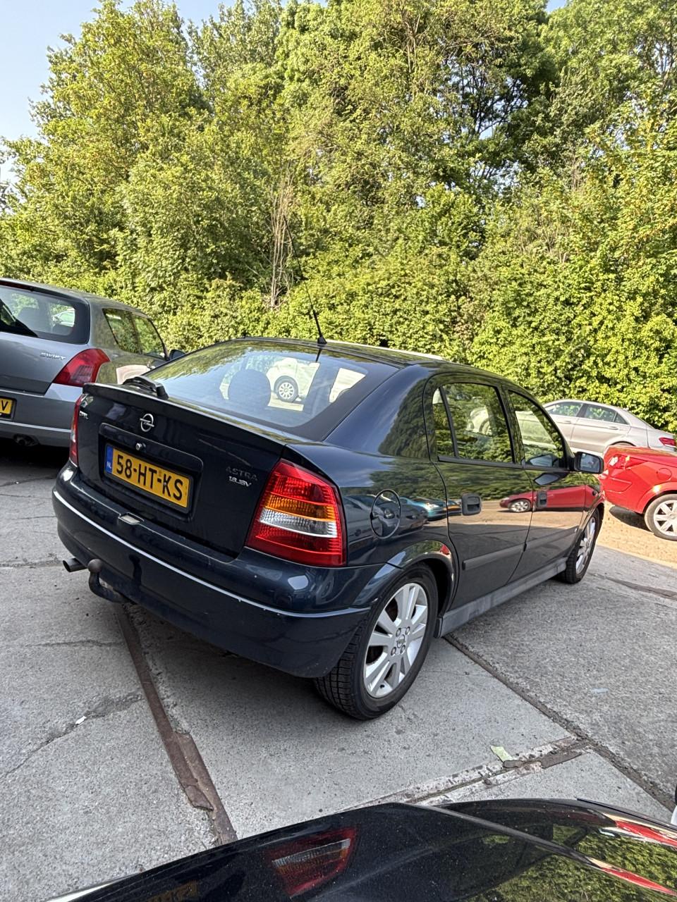 Opel Astra lange apk