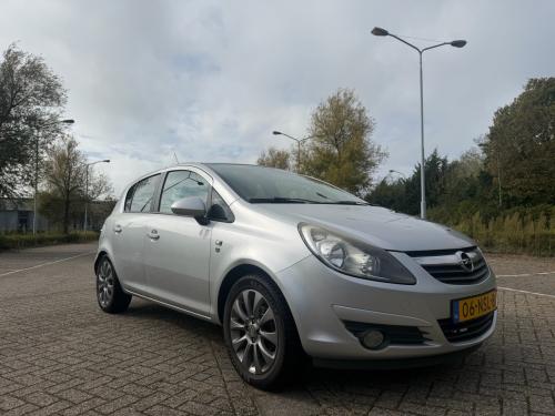 Opel Corsa 1.2 Edition | 5 DRS | Airco| Trekhaak | Apk | Nap | Elektr ramen