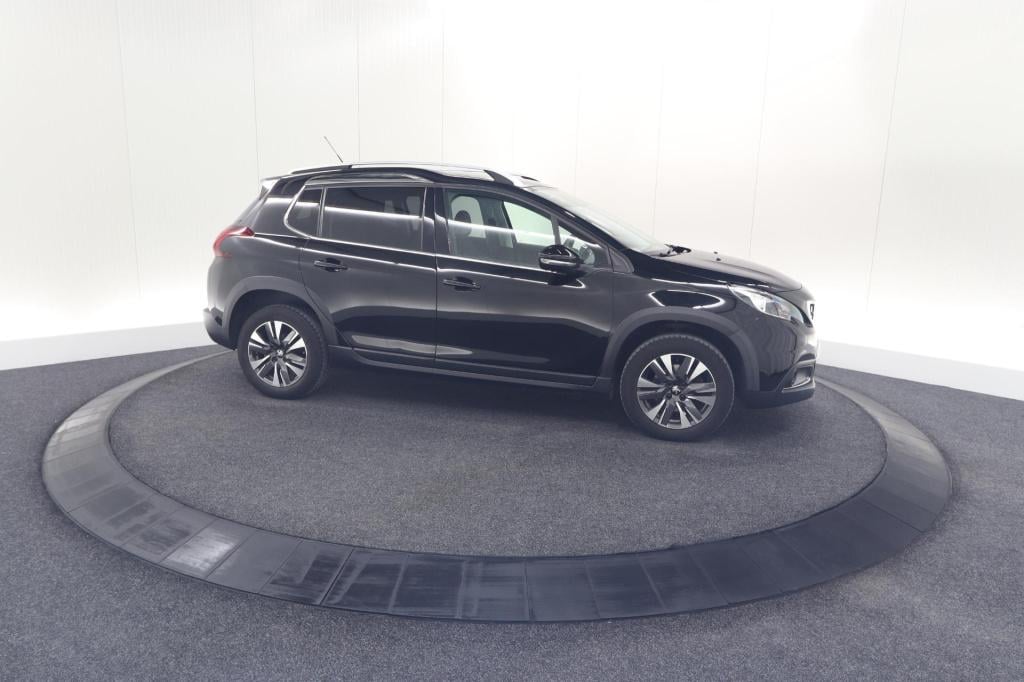 Peugeot 2008 puretech 110 allure | panoramadak | navigatie | camera | parke