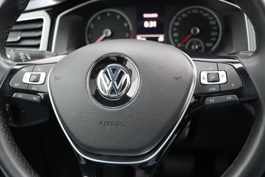 Volkswagen Polo 1.0 tsi highline business r-line advance dsg7