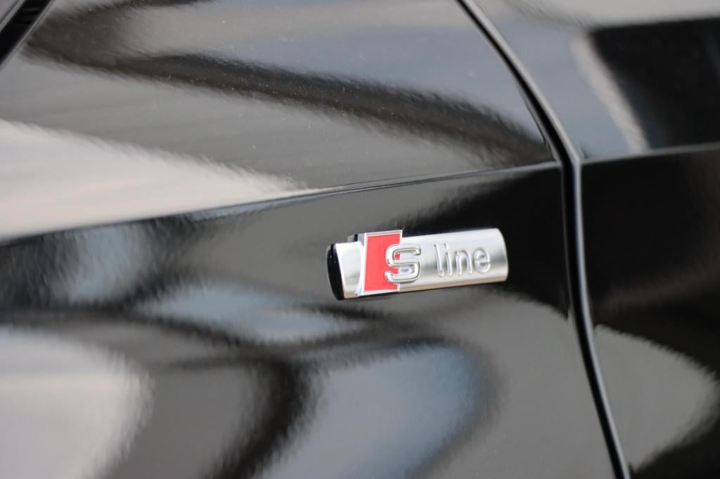 Audi A3 limousine 35 tfsi s edition 150pk s tronic