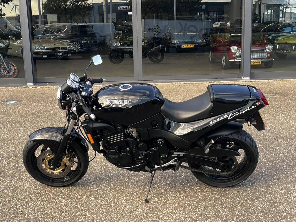 Triumph Speed Triple t300