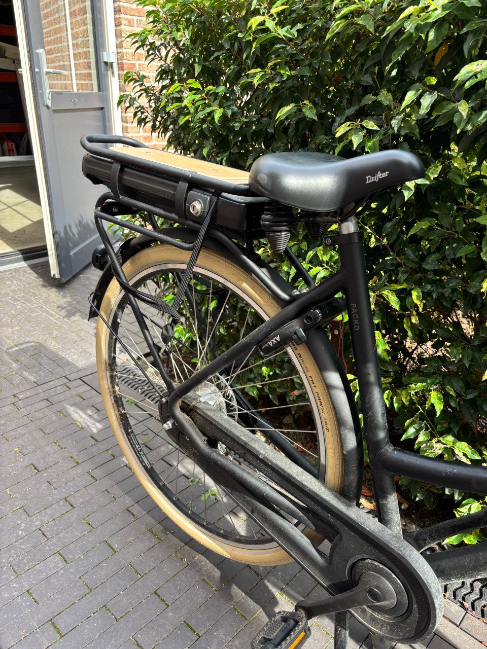 Elektrische dames fiets