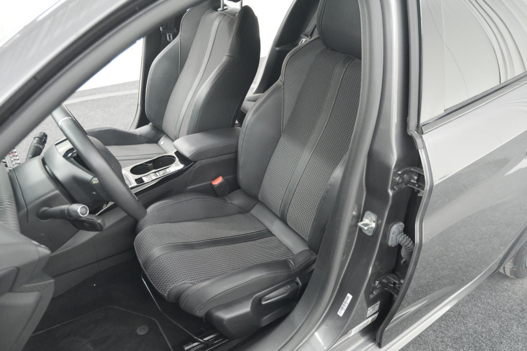 Peugeot 208 puretech 100 gt | camera | adaptieve cruise control | navigatie
