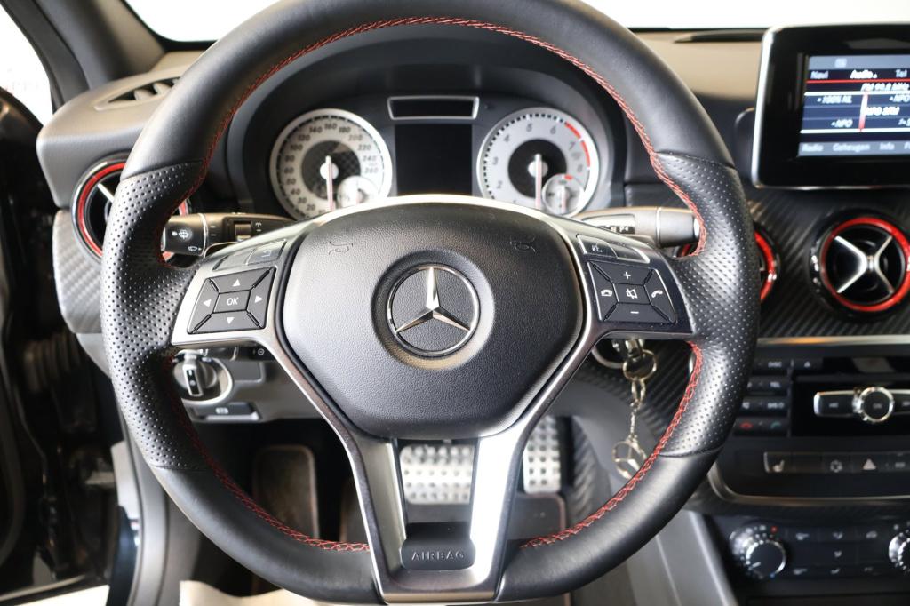 Mercedes-Benz A-Klasse 250 sport amg pakket ambition 2.0 turbo, stoelverw, 