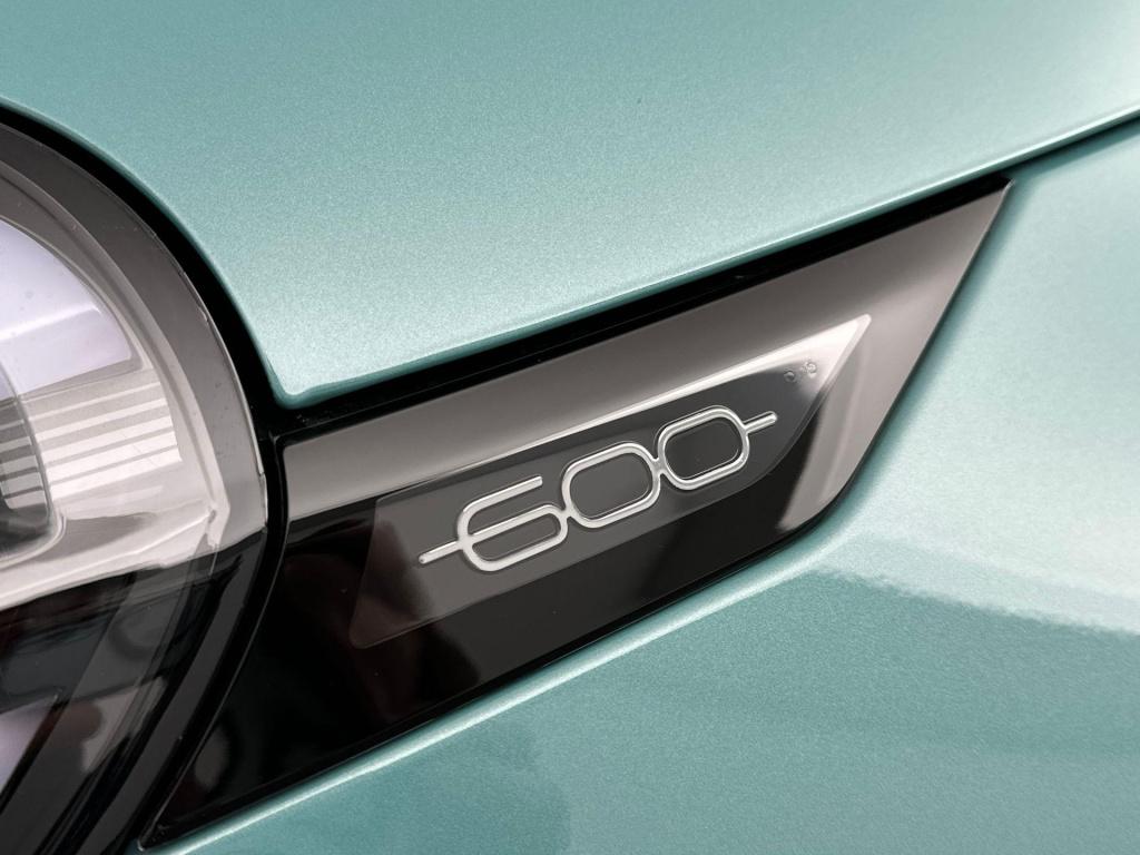 Fiat 600 1.2 hybrid urban | achteruitrijcamera | parkeersensoren | dodehoek